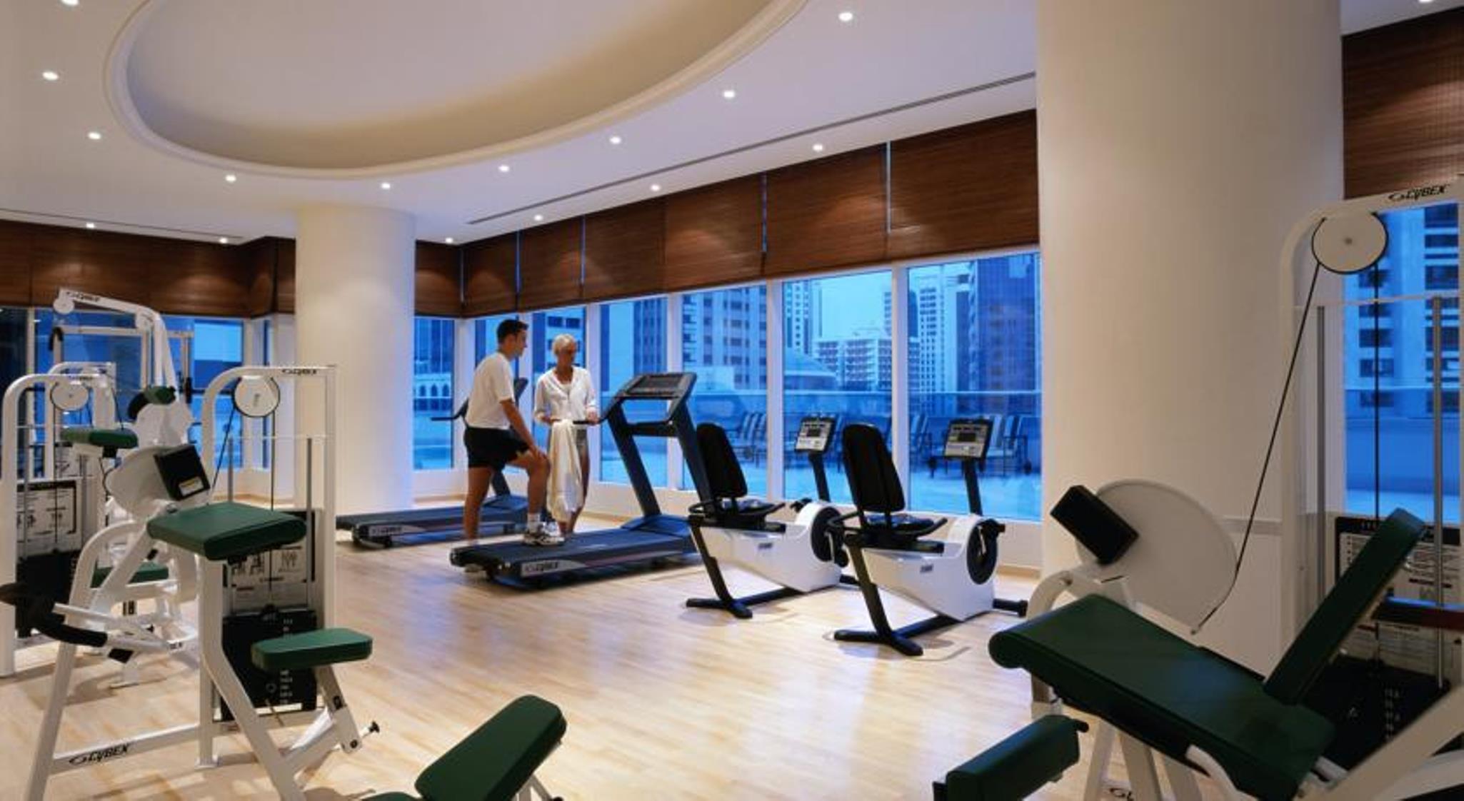 Corniche Hotel Abu Dhabi Servizi foto The gym at the Four Seasons Hotel, Hong Kong